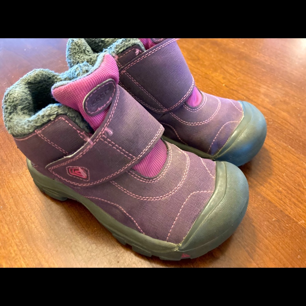 Keen Kootenay Boots, size 2